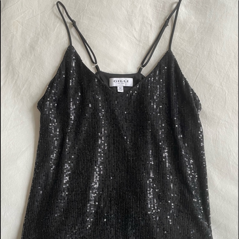 GILLI Women’s Sequin Top